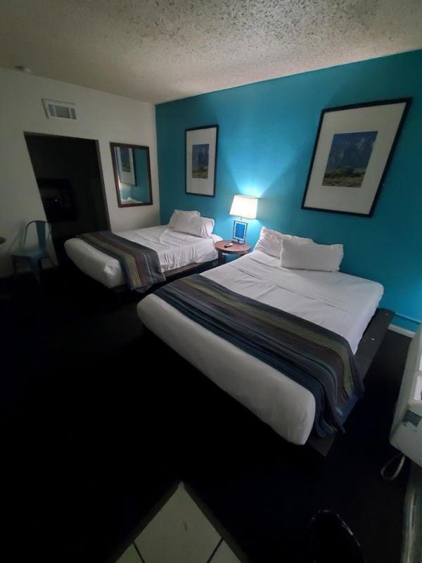 Desert Hills Motel Лас Вегас Екстериор снимка