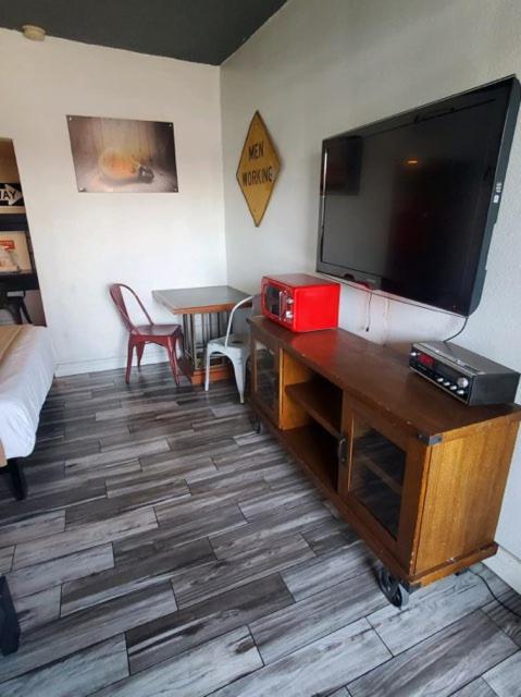 Desert Hills Motel Лас Вегас Екстериор снимка