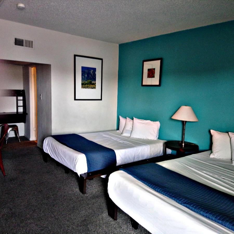 Desert Hills Motel Лас Вегас Екстериор снимка