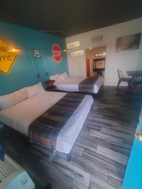 Desert Hills Motel Лас Вегас Екстериор снимка