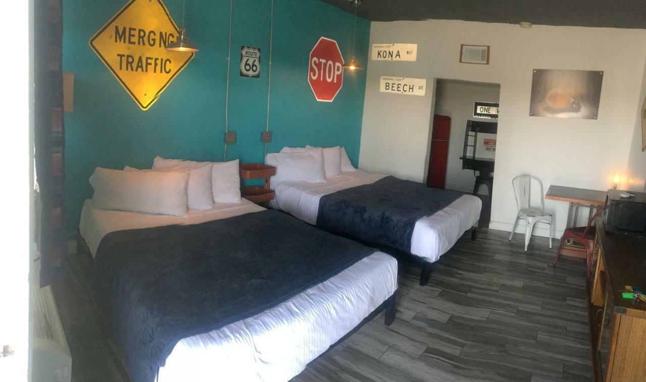 Desert Hills Motel Лас Вегас Екстериор снимка