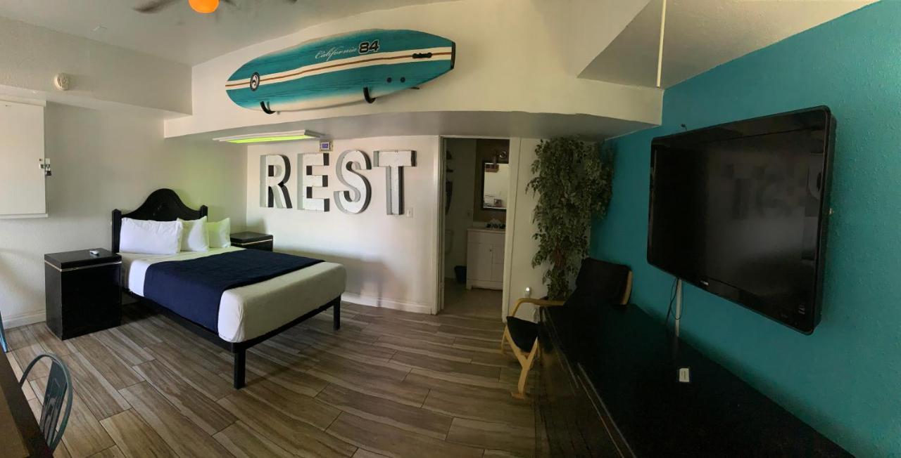 Desert Hills Motel Лас Вегас Екстериор снимка